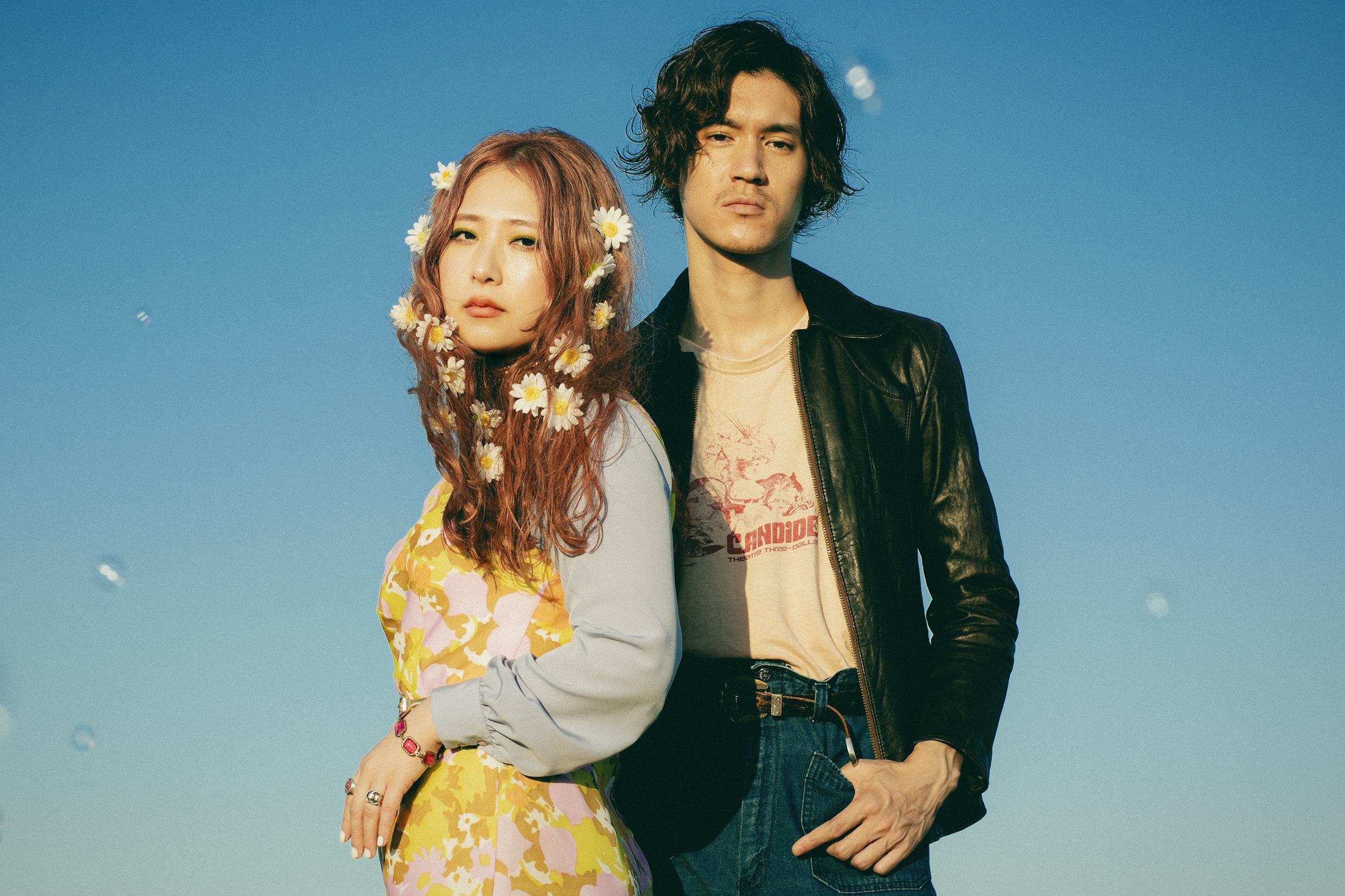 GLIM SPANKY、サントリーウイスキー「角瓶」新TVCM楽曲「ウイスキーが 