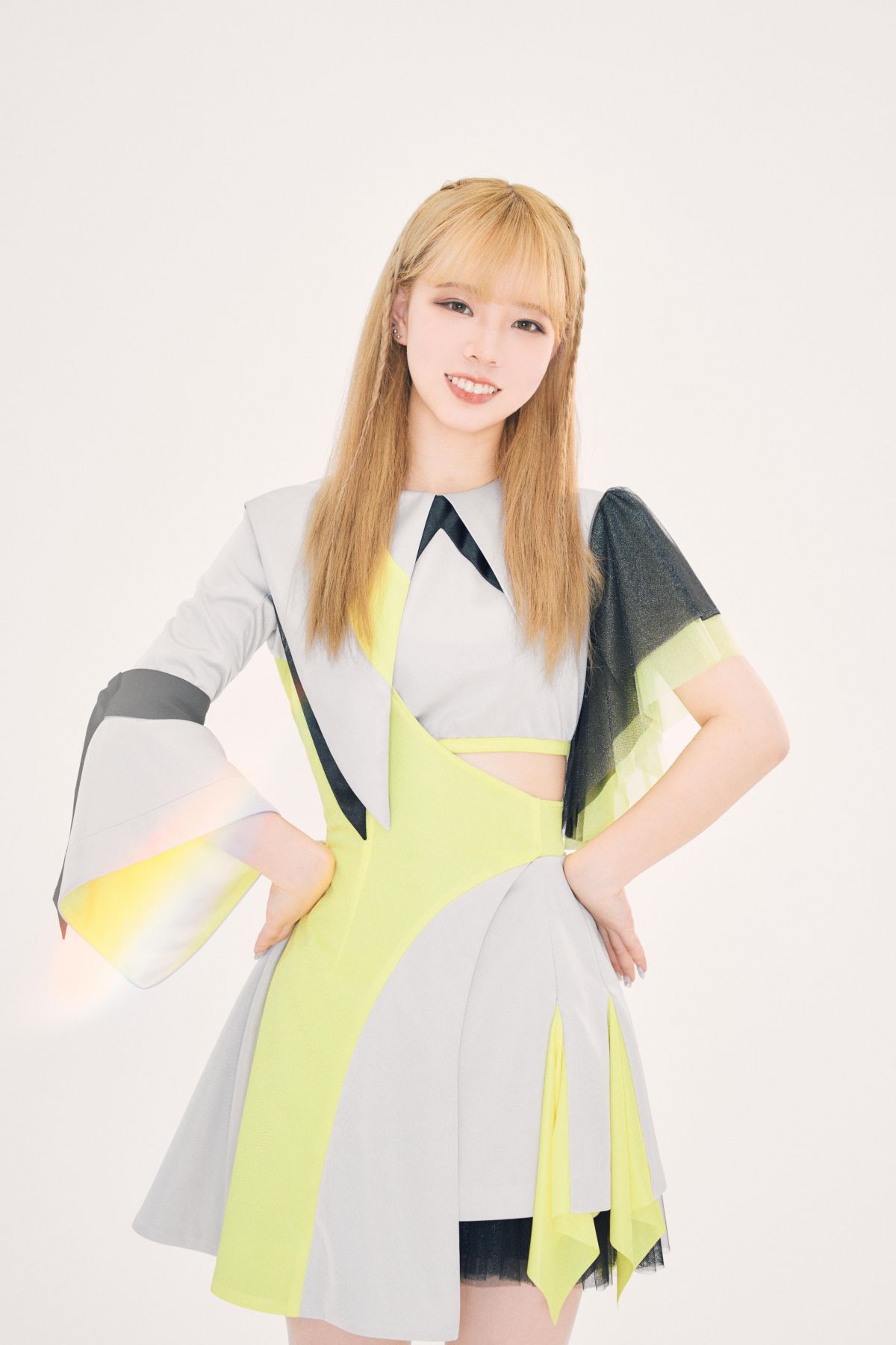 PROFILE｜ EMOOTE｜EMOOTE Official Site